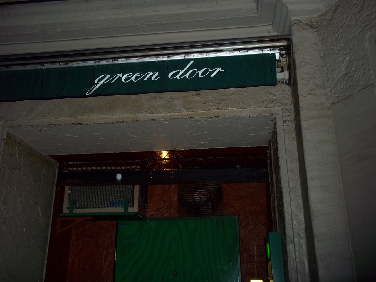 Read more about the article <!--:en-->The Green Door a Place for a  New Years Eve drink!!!!!!<!--:-->